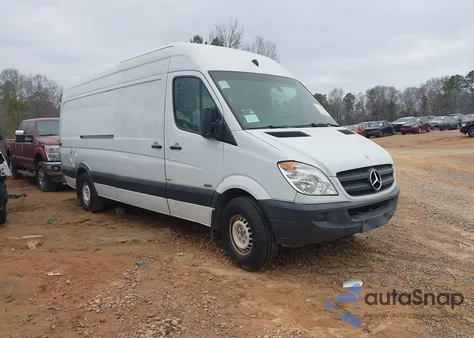 2011 Mercedes-Benz Sprinter 2500 High Roof from USA, damaged, VIN WD3PE8CB5B5558096